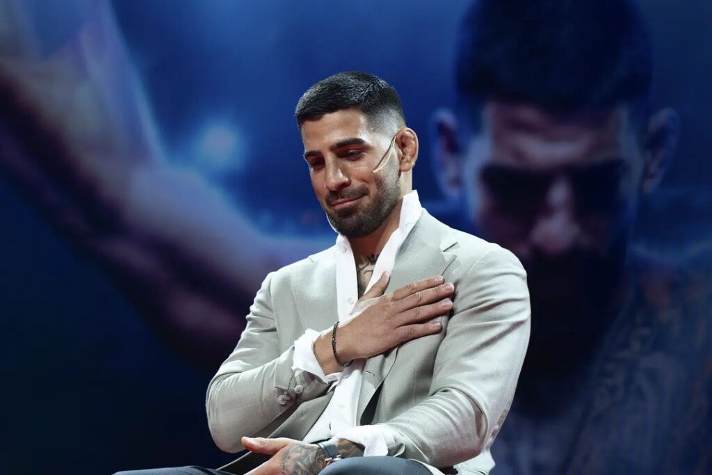 Ilia Topuria vs Max Holloway - Portada