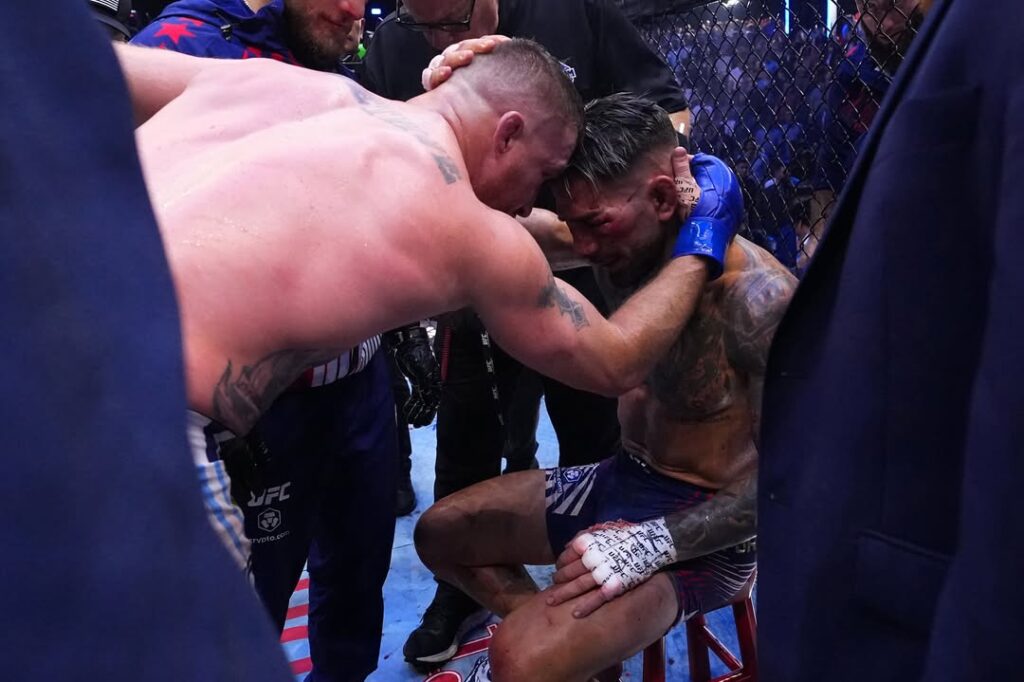 Motivos por los que Ilia Topuria perdió contra Justin Gaethje - Portada